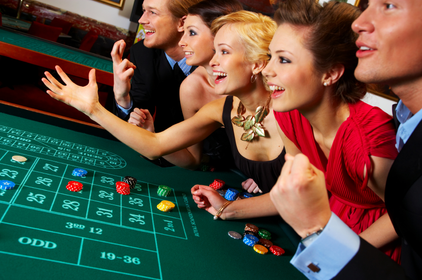 Nu er det tid til udlejning af casino events og mobil cocktailbar i København 2026
